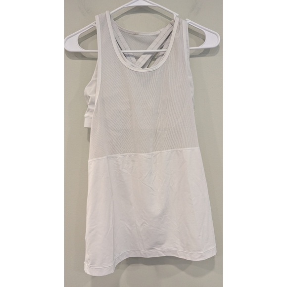 lululemon athletica Tops - Lululemon Fast as Light 2 In 1 White Tank Top Sports Bra Combo Size 6